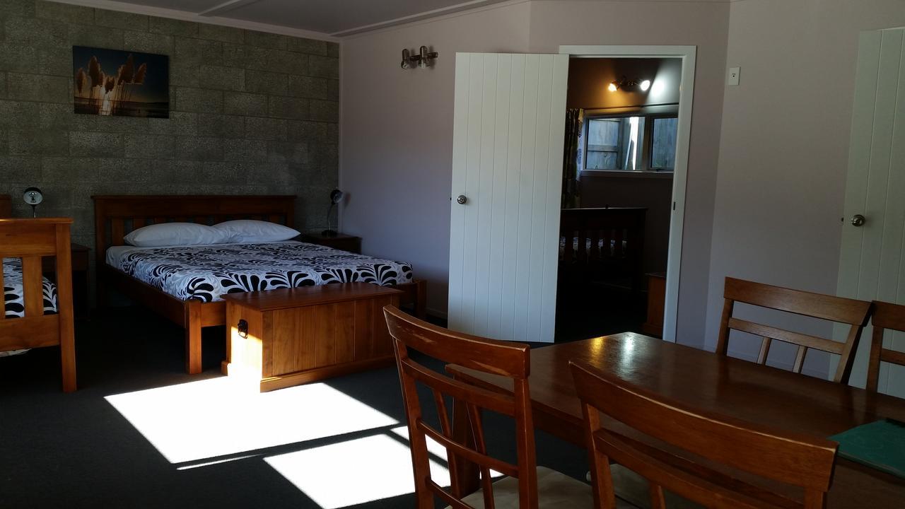 Abbey Court Motel Coromandel Exteriör bild