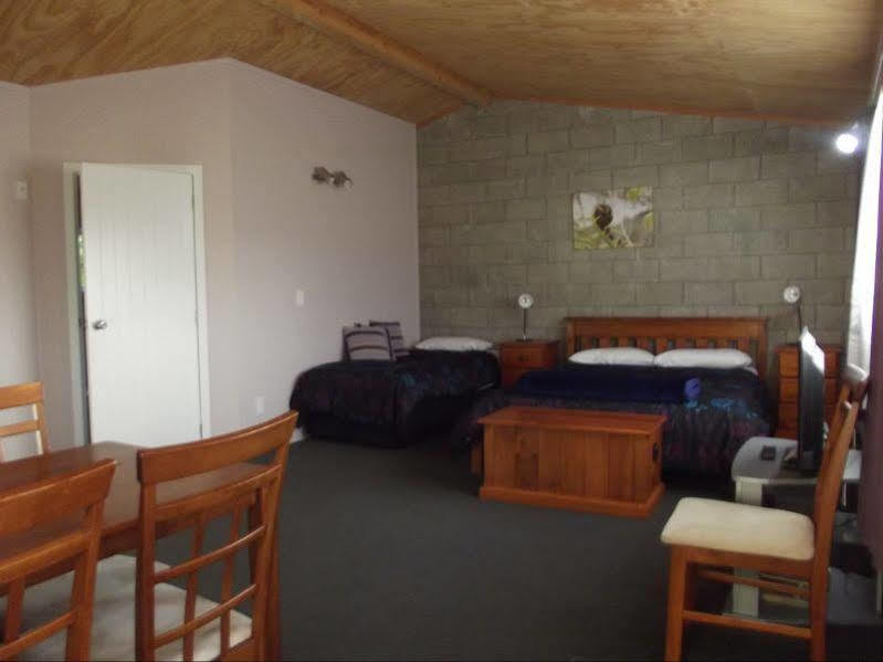 Abbey Court Motel Coromandel Exteriör bild